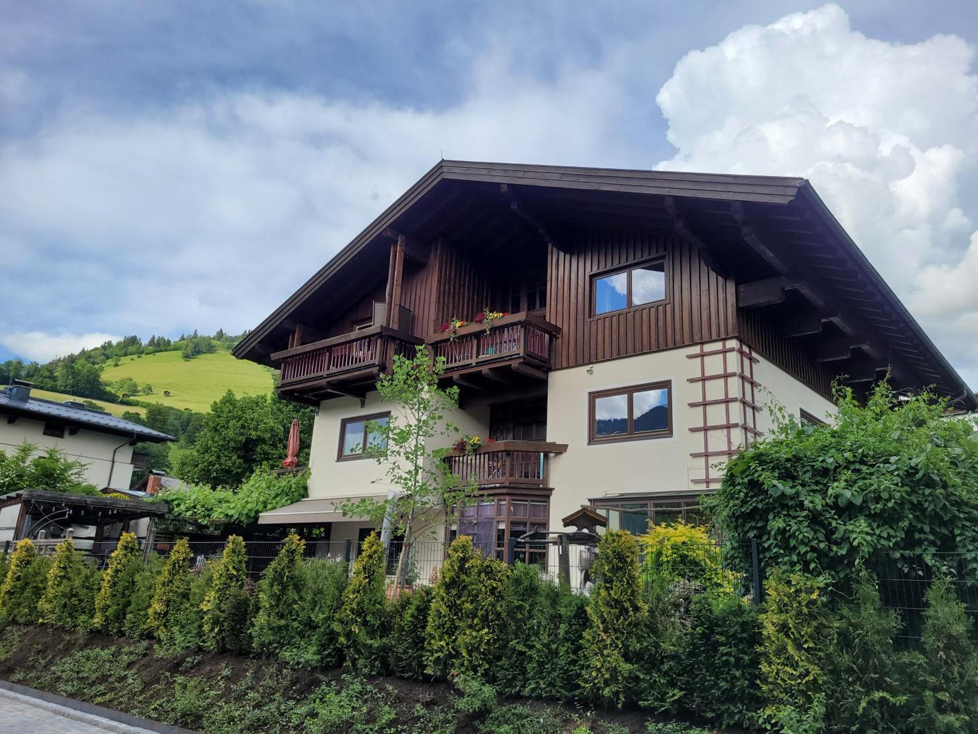 Appartementhaus Hollaus Zell am See Exteriör bild